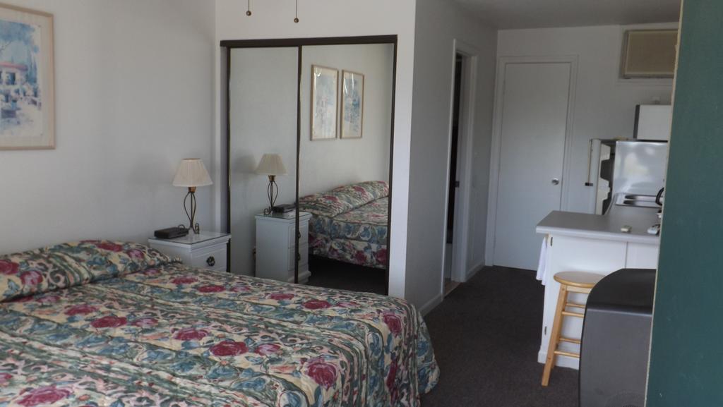 Twin Lakes Inn Bull Shoals ภายนอก รูปภาพ