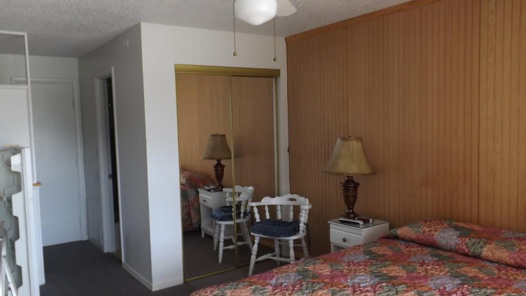 Twin Lakes Inn Bull Shoals ภายนอก รูปภาพ