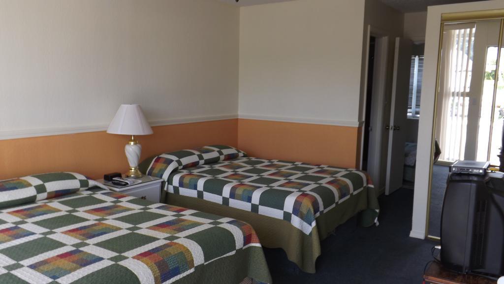 Twin Lakes Inn Bull Shoals ห้อง รูปภาพ