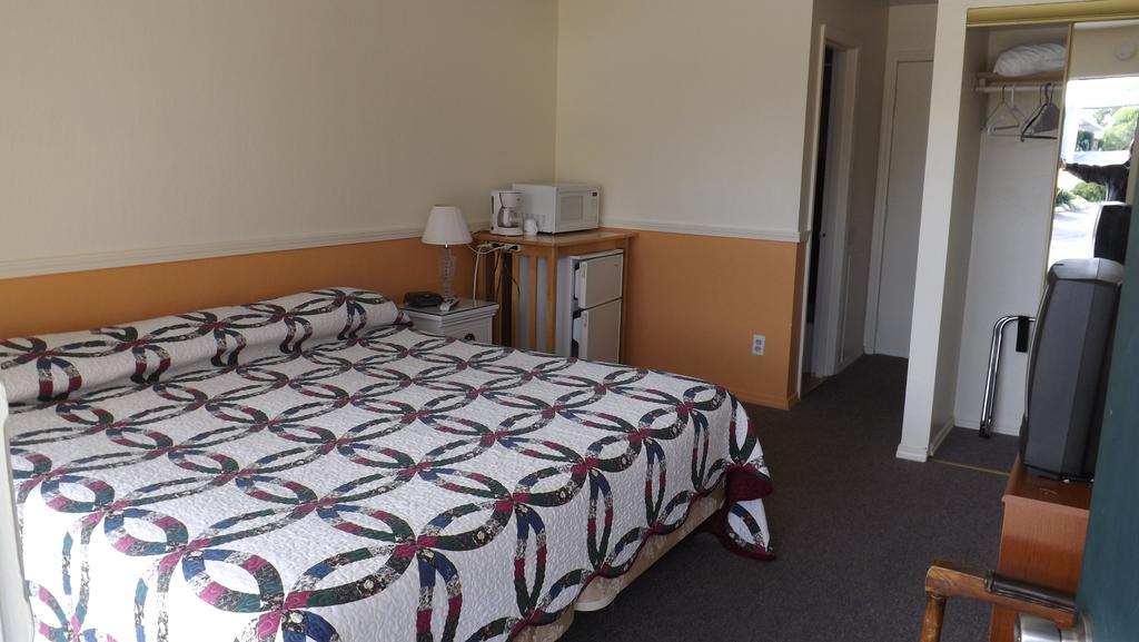 Twin Lakes Inn Bull Shoals ห้อง รูปภาพ